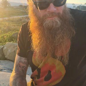 Meet your Posher, Bernhard